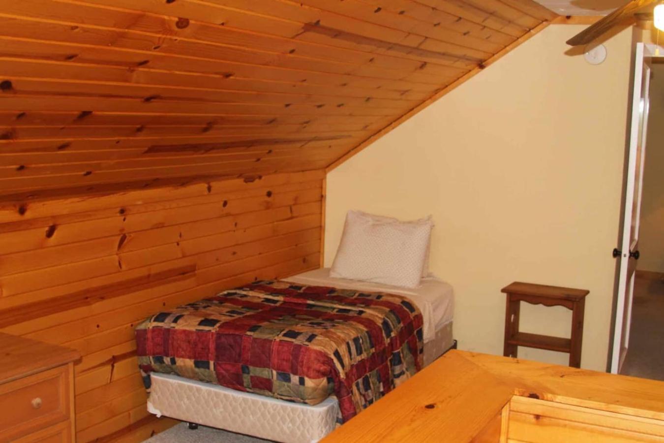 Bayview Resort Sunset Lookout Cabin 6 Saint Germain Dış mekan fotoğraf